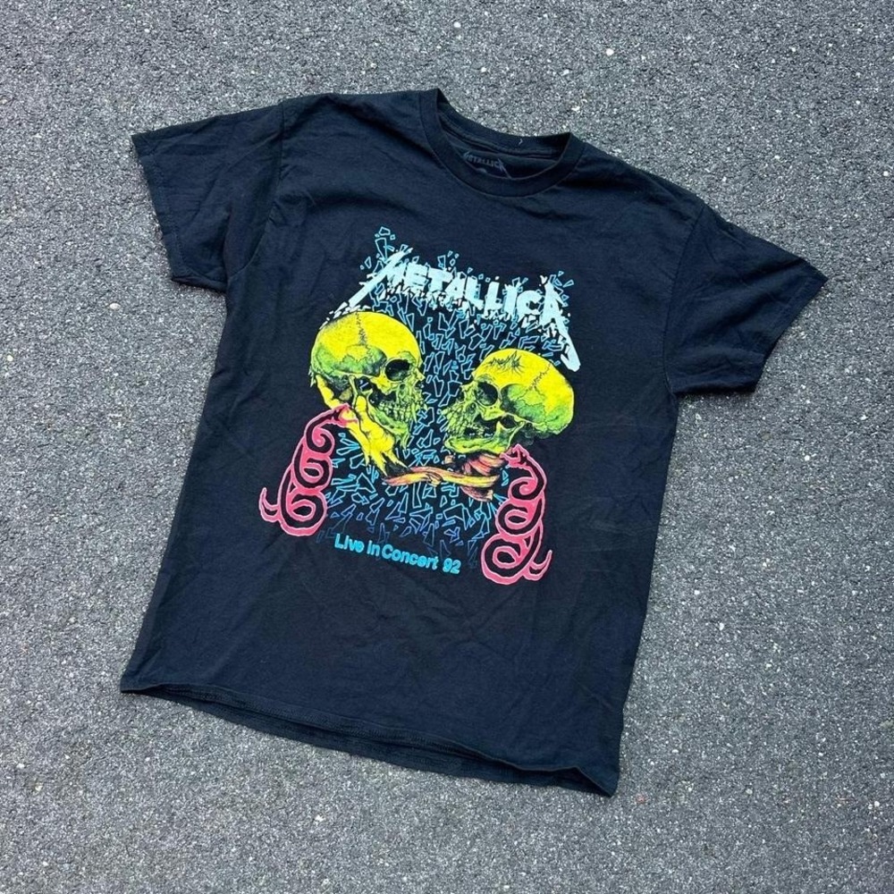 Metallica Mens Live In Concert 1992 Medium Tour Graphic Band T Shirt
